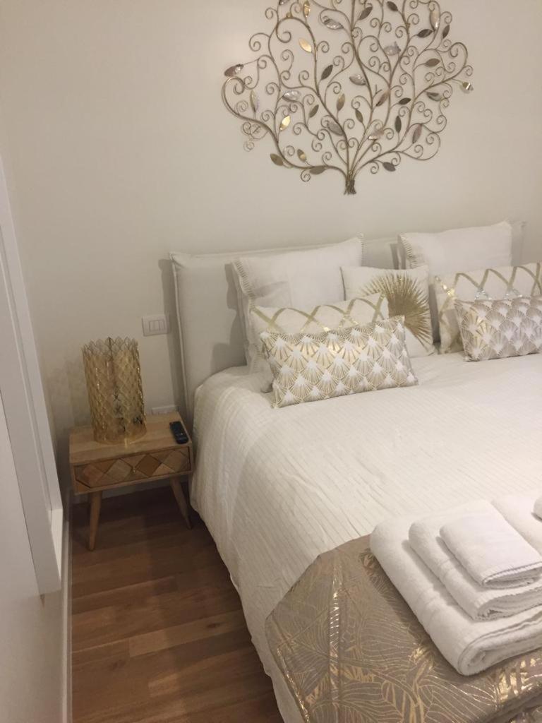 Gatto Bianco Apartment バーリ エクステリア 写真